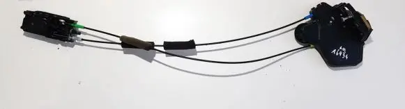 Mitsubishi Outlander Front door lock 31803