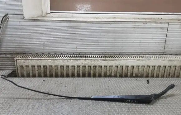 Ford Fiesta Front wiper blade arm