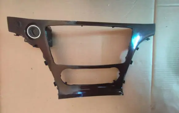 Mercedes-Benz SL R231 Radio/GPS head unit trim A2316801336