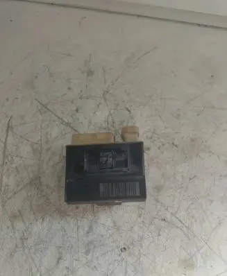 Glow plug pre-heat relay