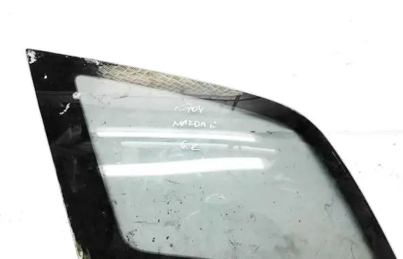 Mazda 6 Rear side window