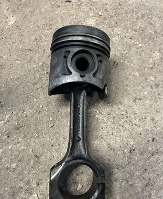 Opel Frontera A Piston with connecting rod ISUZUFM3281 FM3281