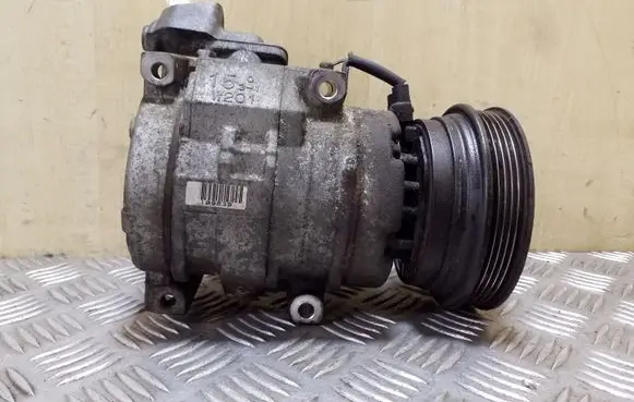 Toyota RAV 4 (XA20) Air conditioning (A/C) compressor (pump) 4472204303