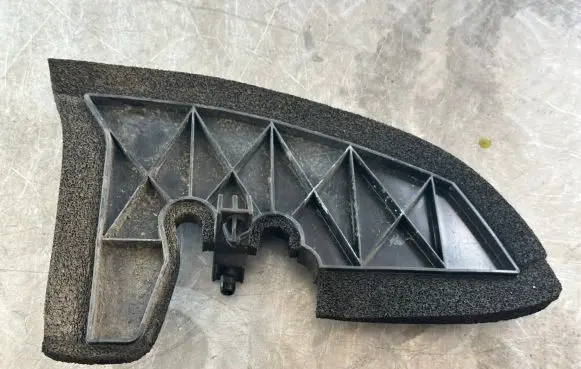 Nissan Juke I F15 Fender end trim 638A21KA0A