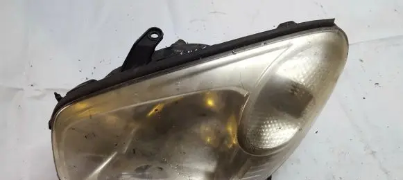 Toyota RAV 4 (XA20) Headlight/headlamp