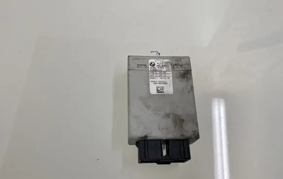 BMW X5 F15 Steering rack control module 6882780