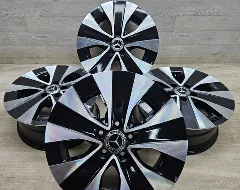 Mercedes-Benz Vito Viano W447 R17 alloy rim A4474015200