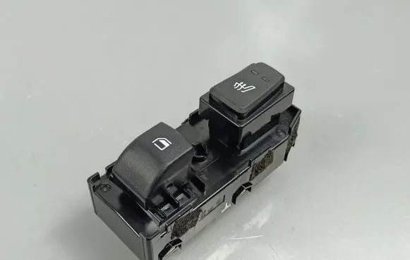 KIA Sportage Seat heating switch 93581R2040