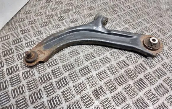 Nissan Note (E11) Front lower control arm/wishbone 