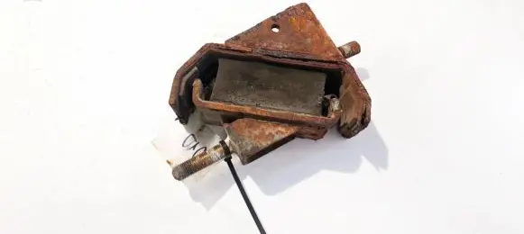 SsangYong Rexton Engine mount bracket 2071008000 20710-08000