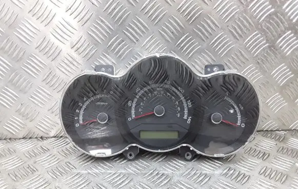 KIA Venga Speedometer (instrument cluster) 940011p610