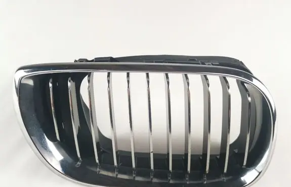 BMW 3 E46 Front bumper upper radiator grill 51137030550 511370721309