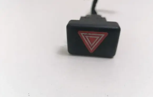 Audi A4 S4 B7 8E 8H Hazard light switch 8E0941509