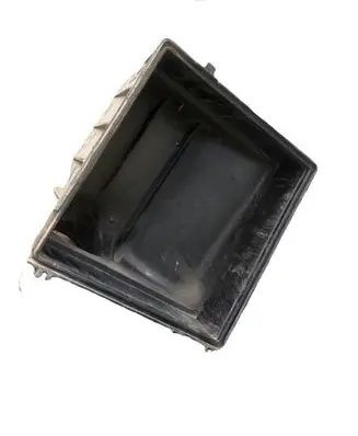 Audi 100 S4 C4 Air filter box 021129620