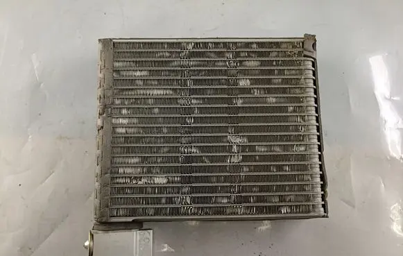 Mitsubishi Grandis Air conditioning (A/C) radiator (interior) 05E7A0181