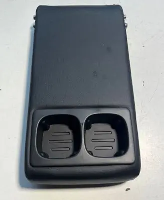 Renault Kadjar Rear seat armrest 