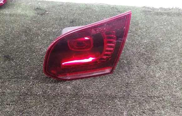 Volkswagen Golf VI Tailgate rear/tail lights YAB0183 ABGFE0183