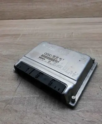 Audi A4 S4 B5 8D Engine control unit/module ECU 8d0907401f 0281001945