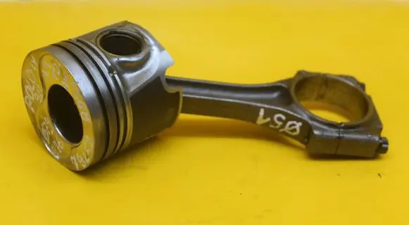 Volkswagen Polo IV 9N3 Piston with connecting rod 79L52 045B