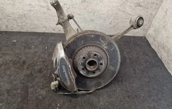 Mercedes-Benz S W222 Front wheel hub spindle knuckle