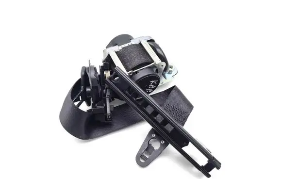 Mercedes-Benz C W205 Front seatbelt A2058600185