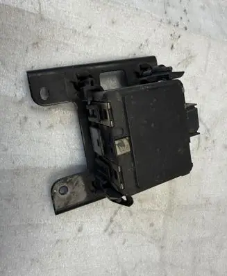 Volkswagen Golf VII Distronic sensor radar 5Q0907561F 0203300447 5Q0907572F