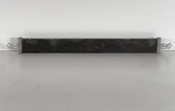 Mercedes-Benz CLA C118 X118 Engine oil radiator LB993002 A0995005701