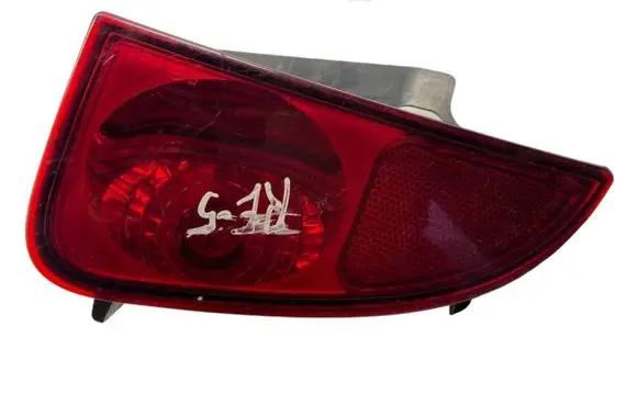 Renault Scenic II - Grand scenic II Rear/tail lights 8200027155