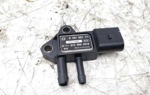 Audi A6 S6 C6 4F Exhaust gas pressure sensor 07Z906051A 0281002711