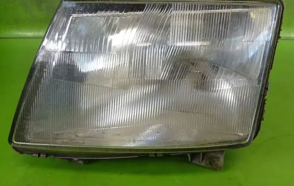 Mercedes-Benz Vito Viano W638 Headlight/headlamp
