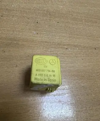 Mercedes-Benz Sprinter W906 Other relay 4RD00779400 D9880