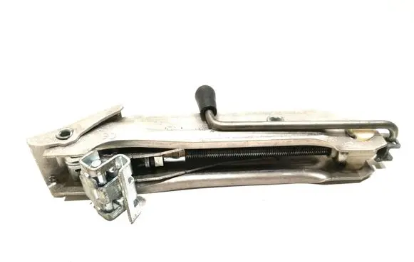 Audi A6 S6 C5 4B Lift Jack 8L0011031A A3A4A6