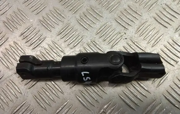 Lexus LS 460 - 600H Steering column universal joint