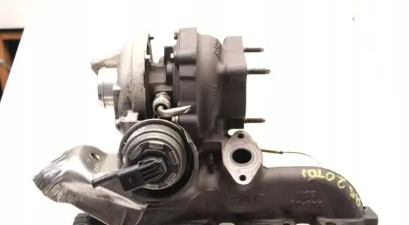 Audi A5 8T 8F Turbo 03L145721B