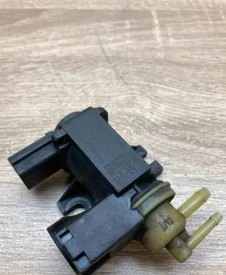 Audi A4 S4 B8 8K Turbo solenoid valve 8K0906627 4010835A