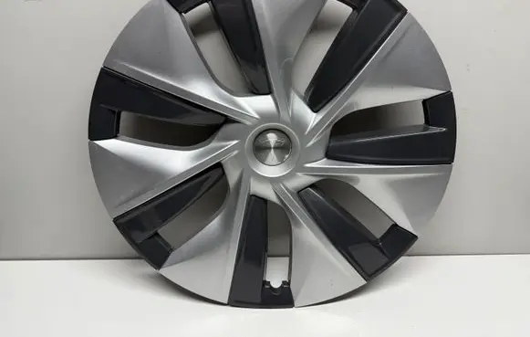 Tesla Model Y R19 wheel hub/cap/trim 104423500B