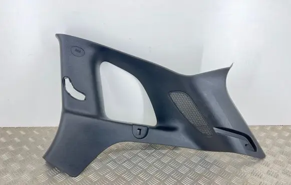 Jeep Cherokee (C) pillar trim 1UD04DX9AF