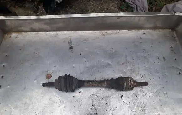 Peugeot Partner Front driveshaft