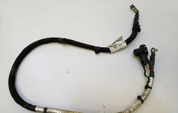 Chrysler Pacifica Positive cable (battery) 68247252AD