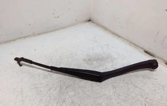 Mercedes-Benz E W212 Front wiper blade arm A2128201444