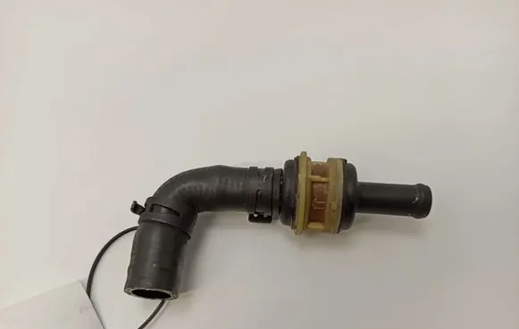 Mercedes-Benz C W203 Engine coolant pipe/hose A2035061935