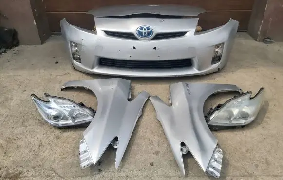 Toyota Prius (XW30) Front piece kit 