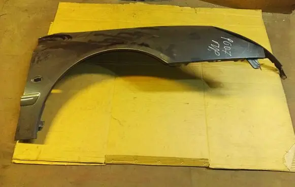 Peugeot 607 Fender