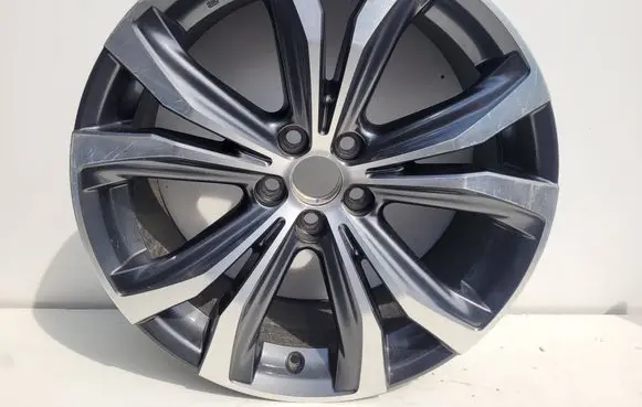 Lexus RX 330 - 350 - 400H R20 alloy rim