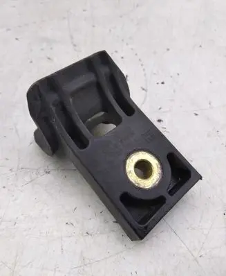 Opel Meriva B Radiator mount bracket 13262692