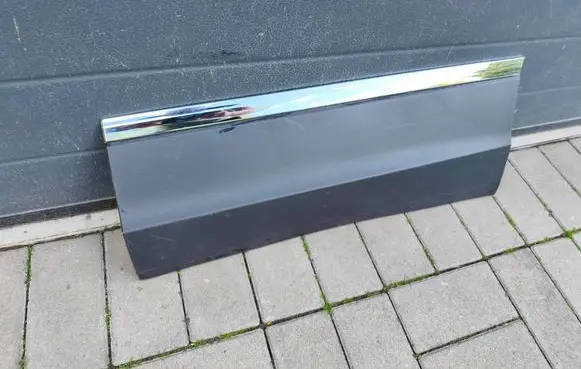 Volkswagen Tiguan Rear door trim (molding) 5NA854949