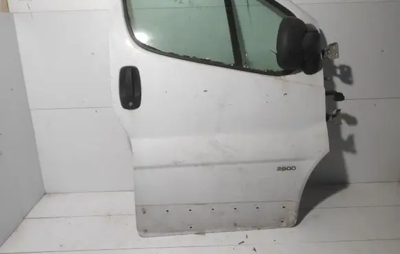 Opel Vivaro Front door