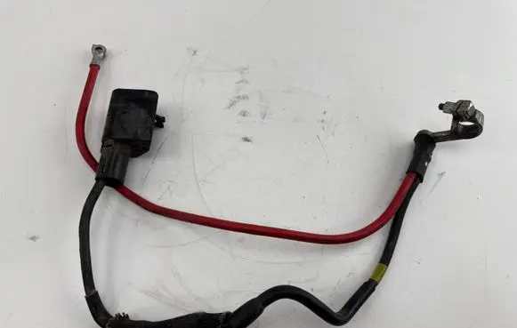 Volkswagen PASSAT B7 Positive cable (battery) 1K0971228AB