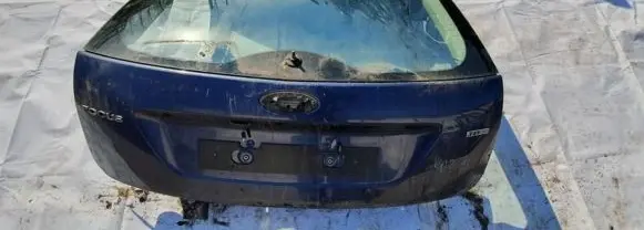 Ford Focus Tailgate/trunk/boot lid melynas