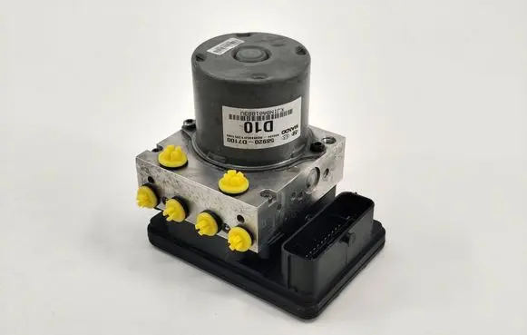 Hyundai Tucson TL ABS Pump 58920D7100 BE6003R100